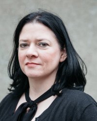 Lynn Millar